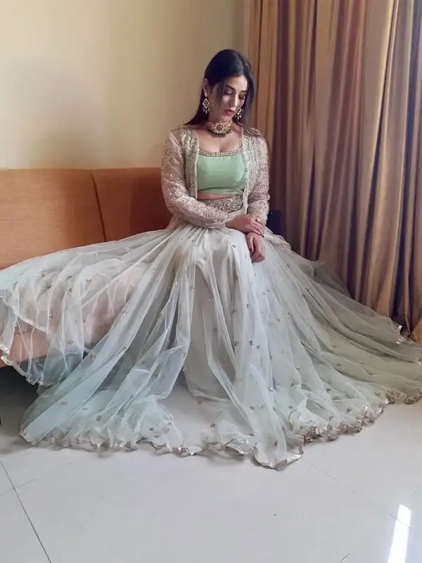 BEAUTIFUL INDIAN ACTRESS PRIYANKA JAWALKAR IN GREEN LEHENGA CHOLI 9